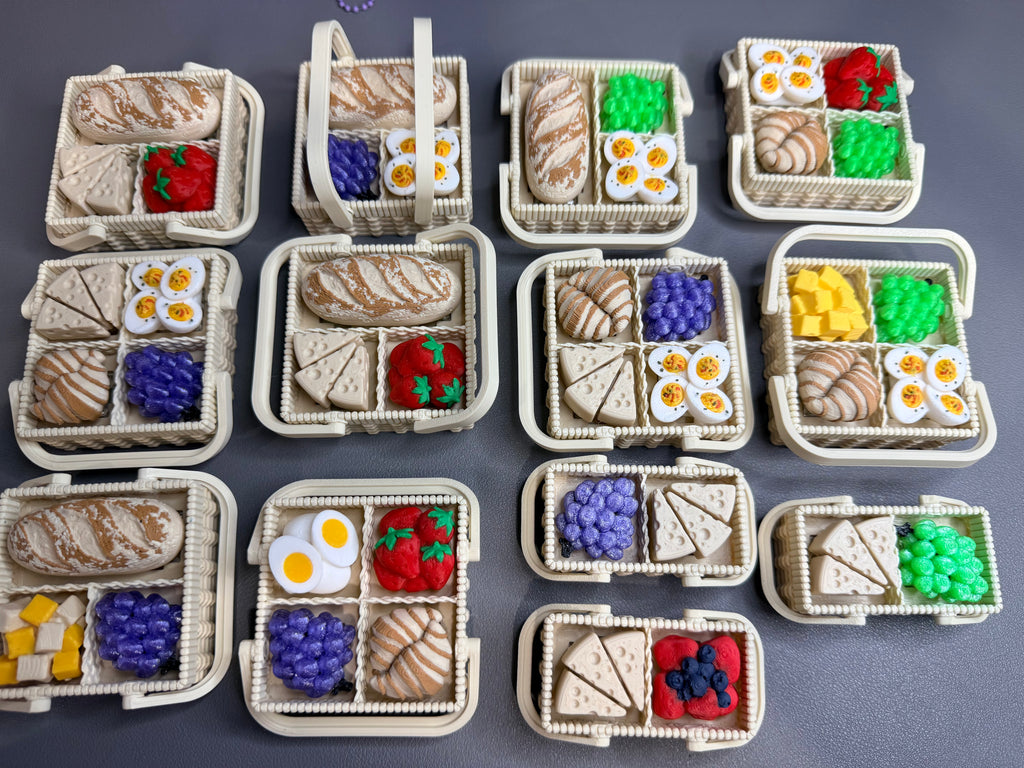 Picnic clicker Basket